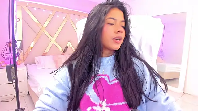 samantaa shy online show from March 12, 2026, 2:39 am