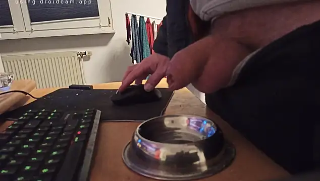 Thompsen1992 online show from November 7, 2025, 12:32 am