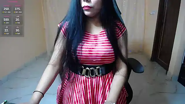 Divvya  online show from December 4, 2025, 7:00 pm