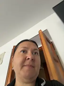 Liza Will online show from October 1, 2025, 9:04 am