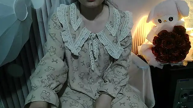 Emachiii online show from November 15, 2025, 9:50 am