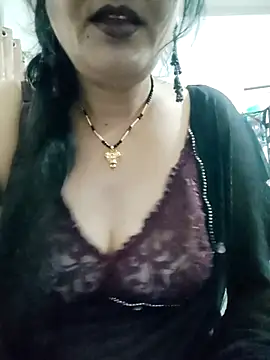 Snapshot of Cuty_siya_143 chatting on October 13, 2025, 5:24 pm Cuty siya 143 online show from October 13, 2025, 5:24 pm