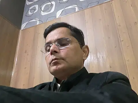 Snapshot of ultimatebooboo chatting on January 13, 2026, 12:21 pm ultimatebooboo online show from January 13, 2026, 12:21 pm