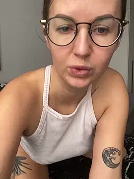 Snapshot of ElizabetBlack chatting on December 20, 2025, 6:53 am ElizabetBlack online show from December 20, 2025, 6:53 am