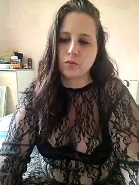 Mlle-S online show from April 10, 2026, 7:46 am