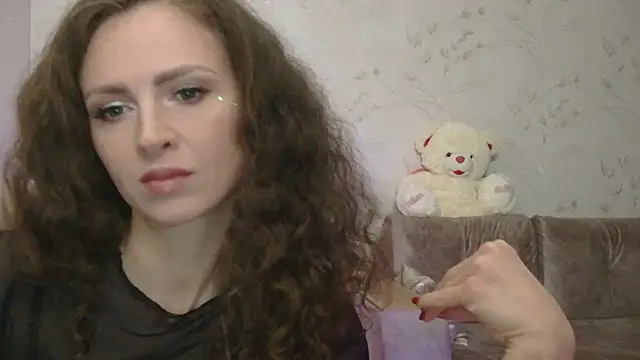 Amber Carrol online show from February 10, 2026, 5:06 pm