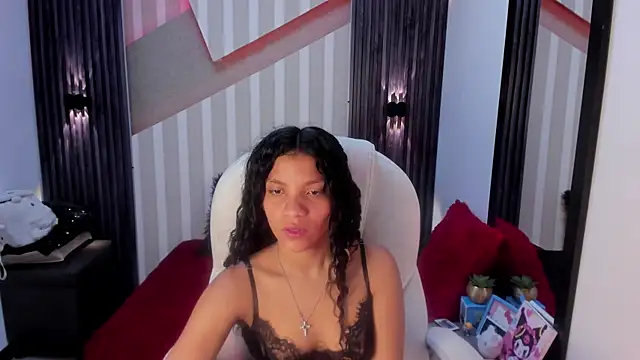 Snapshot of LittleeStar chatting on July 28, 2026, 7:26 pm LittleeStar online show from July 28, 2026, 7:26 pm