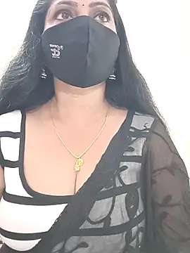 shivani27 online show from May 27, 2026, 5:32 pm