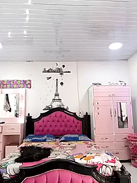 translatina777 online show from October 17, 2025, 5:48 pm