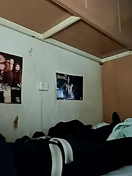 Snapshot of Rickrow666 chatting on February 22, 2026, 7:12 pm Rickrow666 online show from February 22, 2026, 7:12 pm