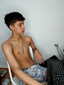 Snapshot of Allnei chatting on October 26, 2025, 8:37 pm Allnei online show from October 26, 2025, 8:37 pm