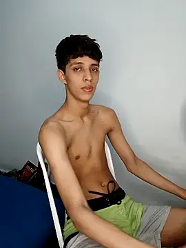 Snapshot of Allnei chatting on November 12, 2025, 9:36 pm Allnei online show from November 12, 2025, 9:36 pm