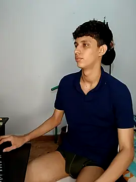 Snapshot of Allnei chatting on December 5, 2025, 8:27 pm Allnei online show from December 5, 2025, 8:27 pm