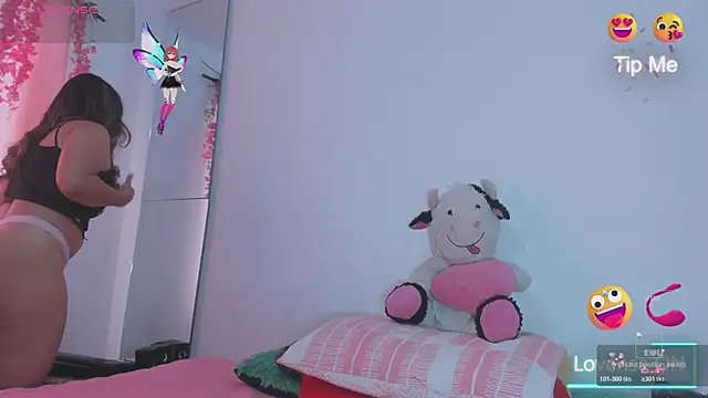 Snapshot of lanastone86 chatting on November 29, 2025, 1:25 pm lanastone86 online show from November 29, 2025, 1:25 pm