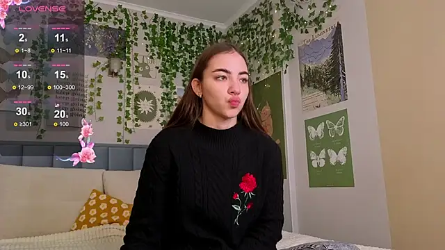 Snapshot of Ashley_Pierce chatting on November 24, 2025, 4:12 am Ashley Pierce online show from November 24, 2025, 4:12 am