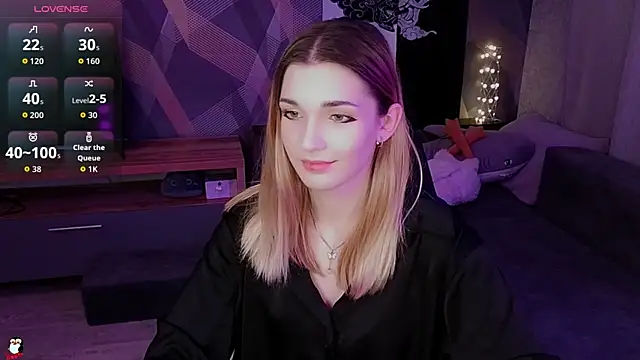 Sandy Belle online show from November 27, 2025, 7:27 pm