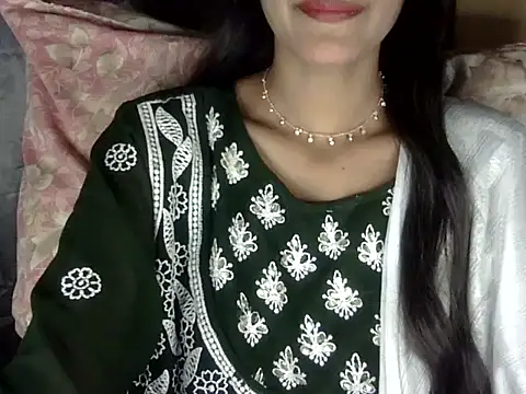 zara Khan0 online show from October 31, 2025, 3:24 pm