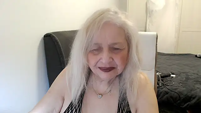 SusiLifeXXX online show from March 12, 2026, 8:48 pm