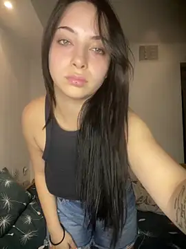 Snapshot of Bella__Booty chatting on September 25, 2025, 9:51 pm Bella  Booty online show from September 25, 2025, 9:51 pm