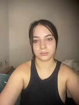 Snapshot of Bella__Booty chatting on October 19, 2025, 9:26 pm Bella  Booty online show from October 19, 2025, 9:26 pm