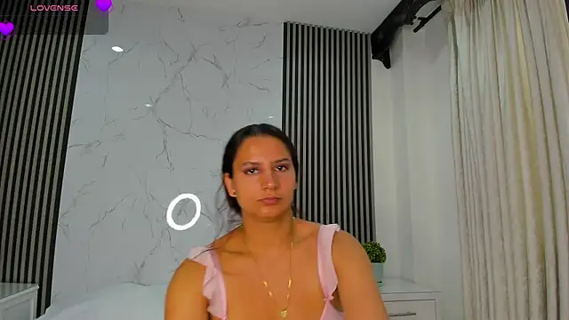 Snapshot of JackAndRosse_ chatting on February 25, 2026, 1:10 pm JackAndRosse online show from February 25, 2026, 1:10 pm