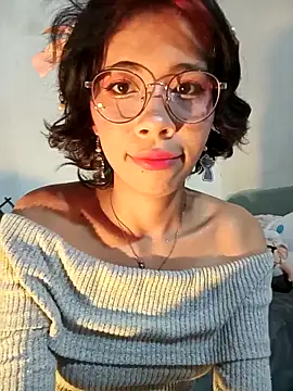 dolliette24 online show from December 14, 2025, 7:40 pm