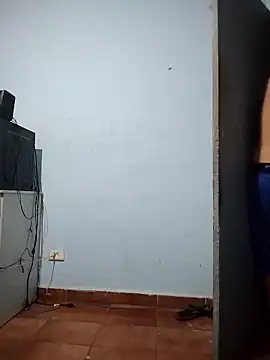 gordinovin18 online show from April 14, 2026, 2:17 am