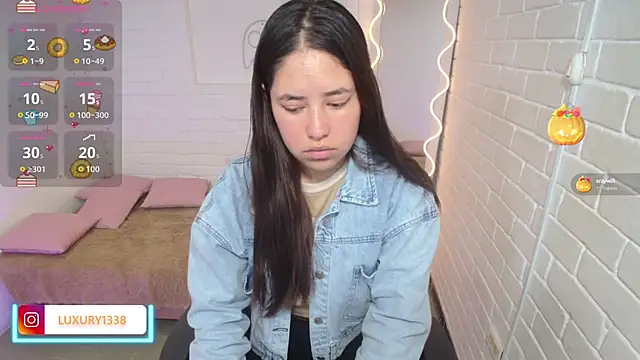 Luaxury tay online show from October 18, 2025, 3:53 am