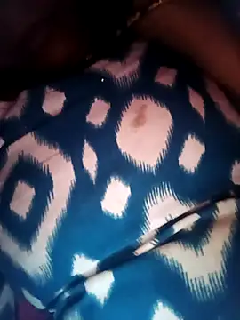 Snapshot of Reeta-rani chatting on October 28, 2025, 2:09 pm Reeta-rani online show from October 28, 2025, 2:09 pm