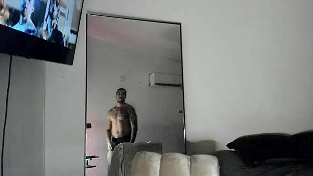 ThiagoLugo online show from September 16, 2025, 4:57 am