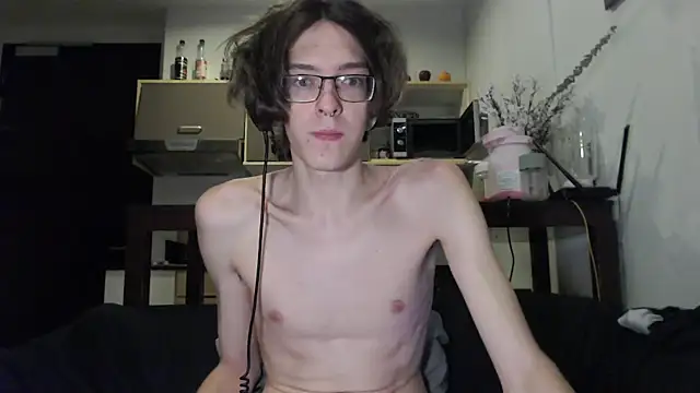 LovesomeCookie online show from September 24, 2025, 1:25 pm