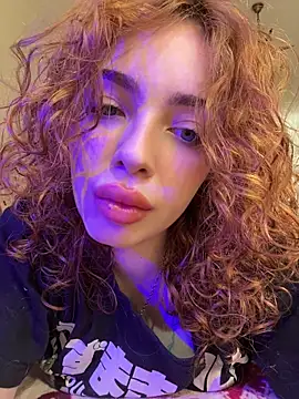 Snapshot of Hannah_xBaby chatting on May 2, 2026, 6:18 am Hannah xBaby online show from May 2, 2026, 6:18 am