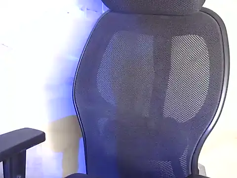 Snapshot of Shizuka_11 chatting on September 8, 2025, 7:35 pm Shizuka 11 online show from September 8, 2025, 7:35 pm