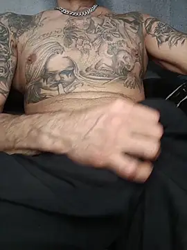 Kerryflon online show from April 21, 2026, 9:28 pm