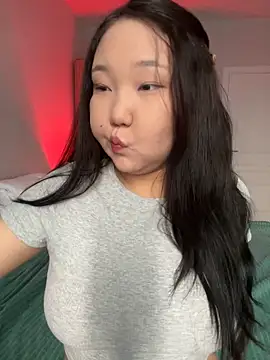 Snapshot of tammy_gun chatting on October 11, 2025, 11:20 am tammy gun online show from October 11, 2025, 11:20 am