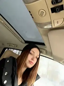 DollyTall online show from March 10, 2026, 6:18 am