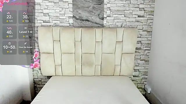 Snapshot of Celesste_doll chatting on February 12, 2026, 1:28 pm Celesste doll online show from February 12, 2026, 1:28 pm