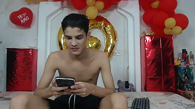 gabo hotboy online show from September 19, 2025, 1:40 am