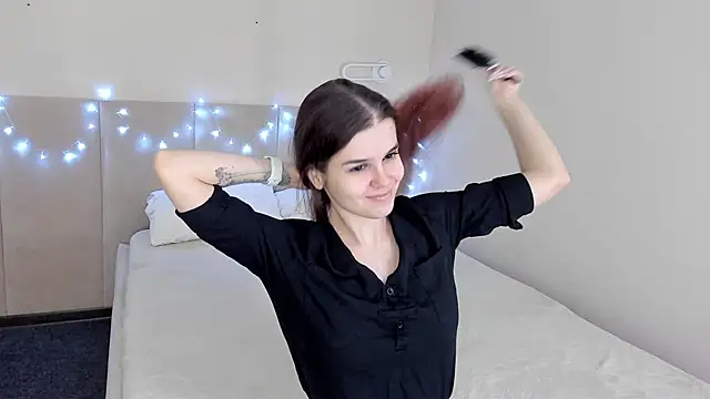 Snapshot of Infinity_Ti chatting on January 9, 2026, 1:41 am Infinity Ti online show from January 9, 2026, 1:41 am