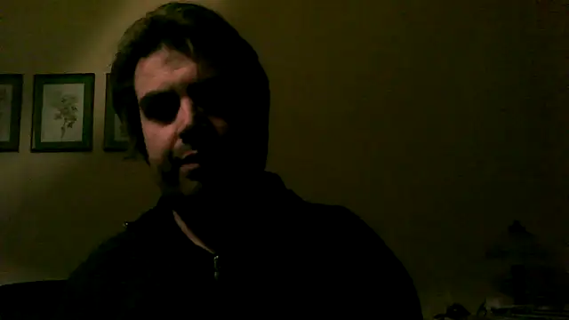 Snapshot of ynroh_87 chatting on January 6, 2026, 4:43 pm ynroh 87 online show from January 6, 2026, 4:43 pm