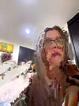 KoraSweett online show from January 7, 2026, 6:32 pm