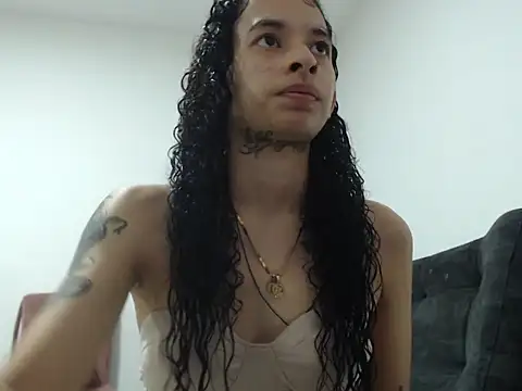 kata-gomez online show from March 13, 2026, 2:07 am