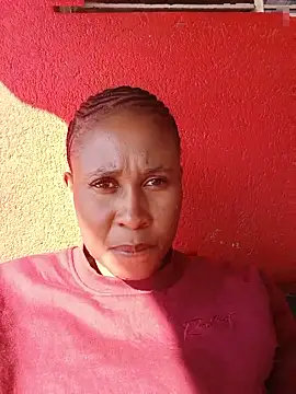 Snapshot of Nunuzzyxx chatting on July 12, 2026, 12:07 pm Nunuzzyxx online show from July 12, 2026, 12:07 pm