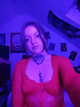 Snapshot of Amatrice_X chatting on May 18, 2026, 8:58 pm Amatrice X online show from May 18, 2026, 8:58 pm
