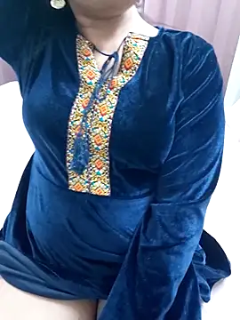 Snapshot of Aavya_007 chatting on November 8, 2025, 3:56 pm Aavya 007 online show from November 8, 2025, 3:56 pm