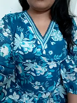 Snapshot of Aavya_007 chatting on November 15, 2025, 6:26 pm Aavya 007 online show from November 15, 2025, 6:26 pm