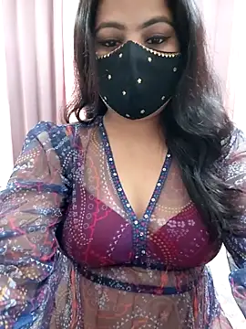 Snapshot of Aavya_007 chatting on November 17, 2025, 4:18 am Aavya 007 online show from November 17, 2025, 4:18 am