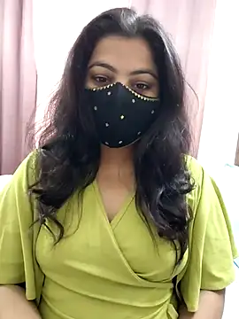 Snapshot of Aavya_007 chatting on November 19, 2025, 3:39 am Aavya 007 online show from November 19, 2025, 3:39 am