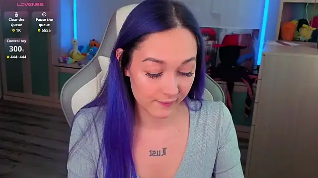 Im suka online show from October 24, 2025, 3:25 am