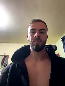 Snapshot of MaxDell chatting on September 18, 2025, 2:13 am MaxDell online show from September 18, 2025, 2:13 am